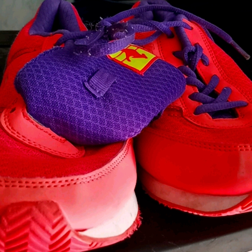 Girl shoes